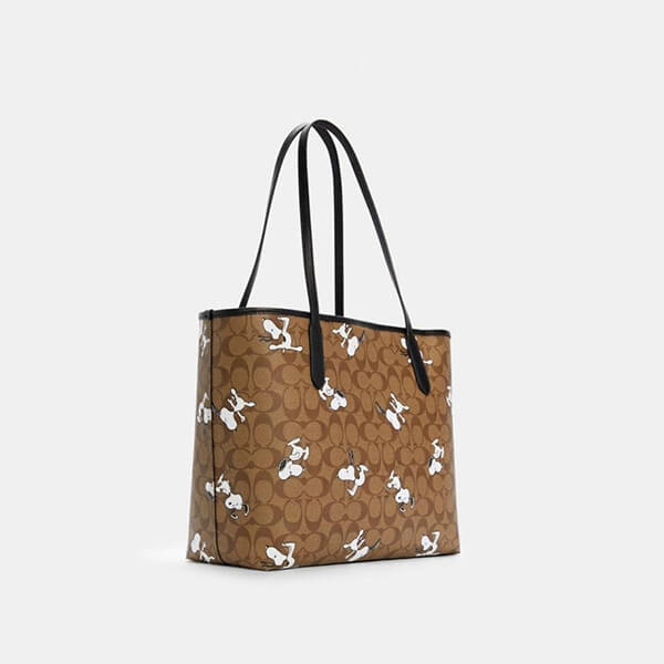 【コーチ X Peanuts】スヌーピープリントシティトート偽物